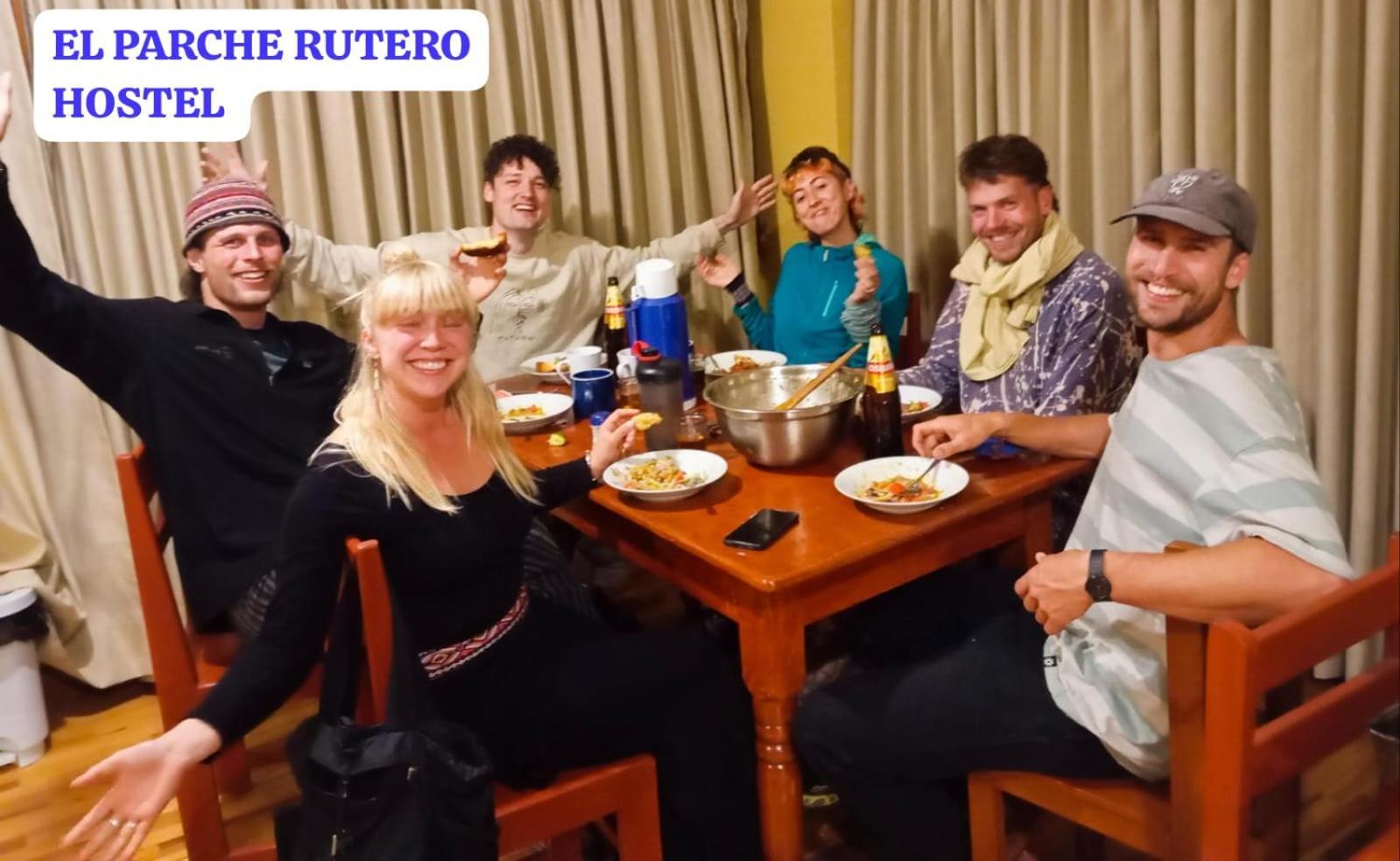 El Parche Rutero Hostel Писак Экстерьер фото